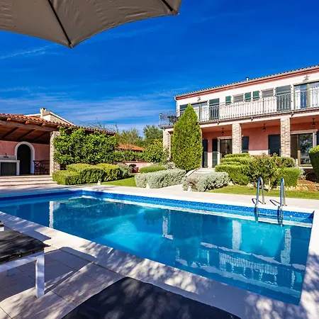 Villa Maddalena Tinjan